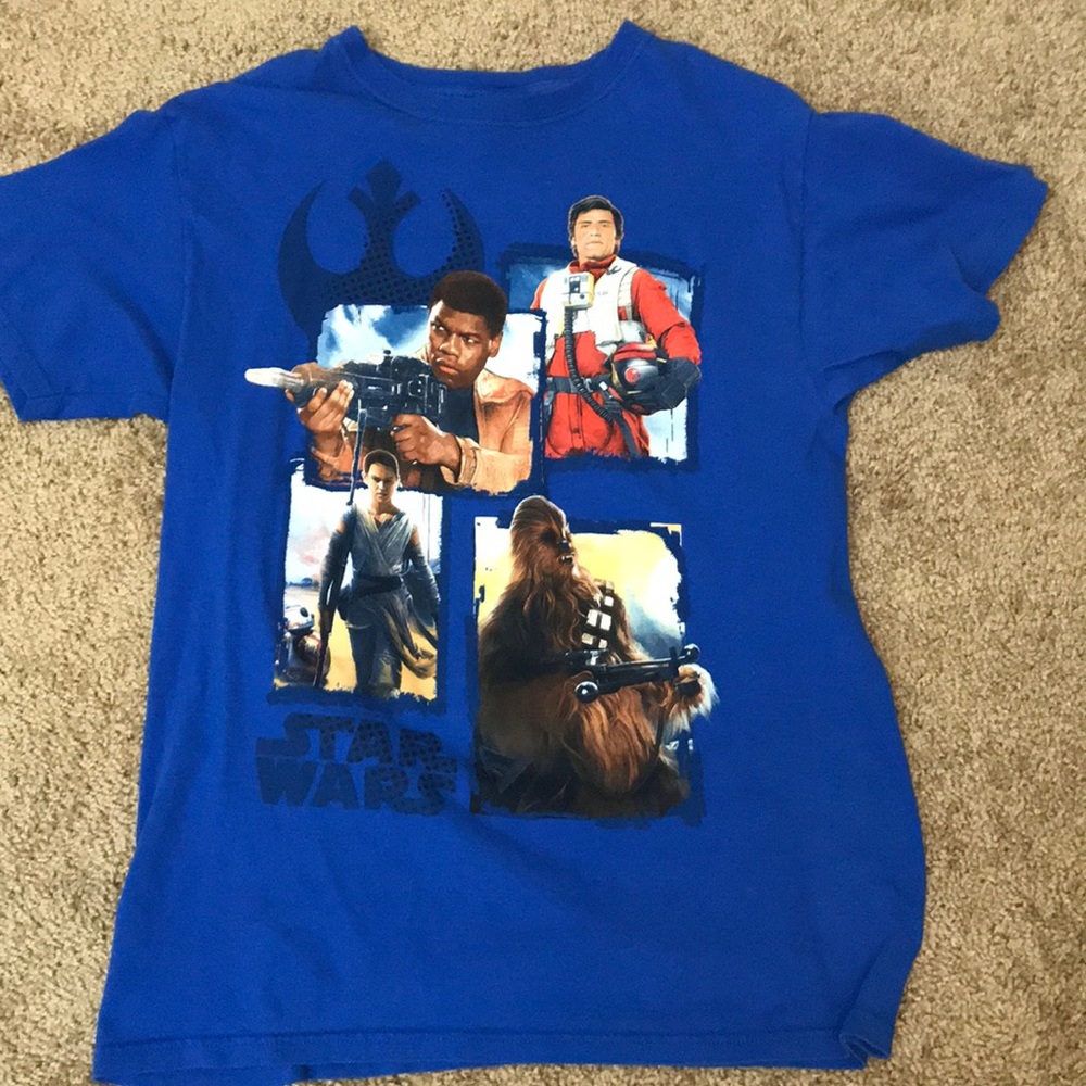 Medium mens Star Wars shirt
